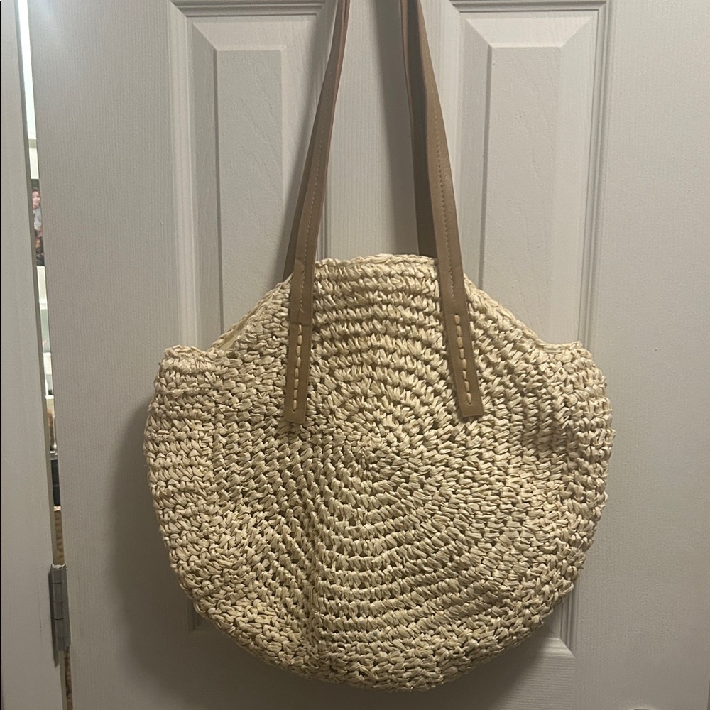 Woven Round Straw Tote Bag with Tan Handles